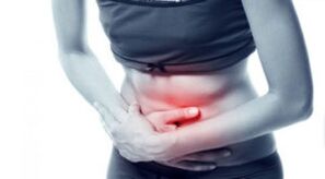 Abdominal pain with coilworm damage